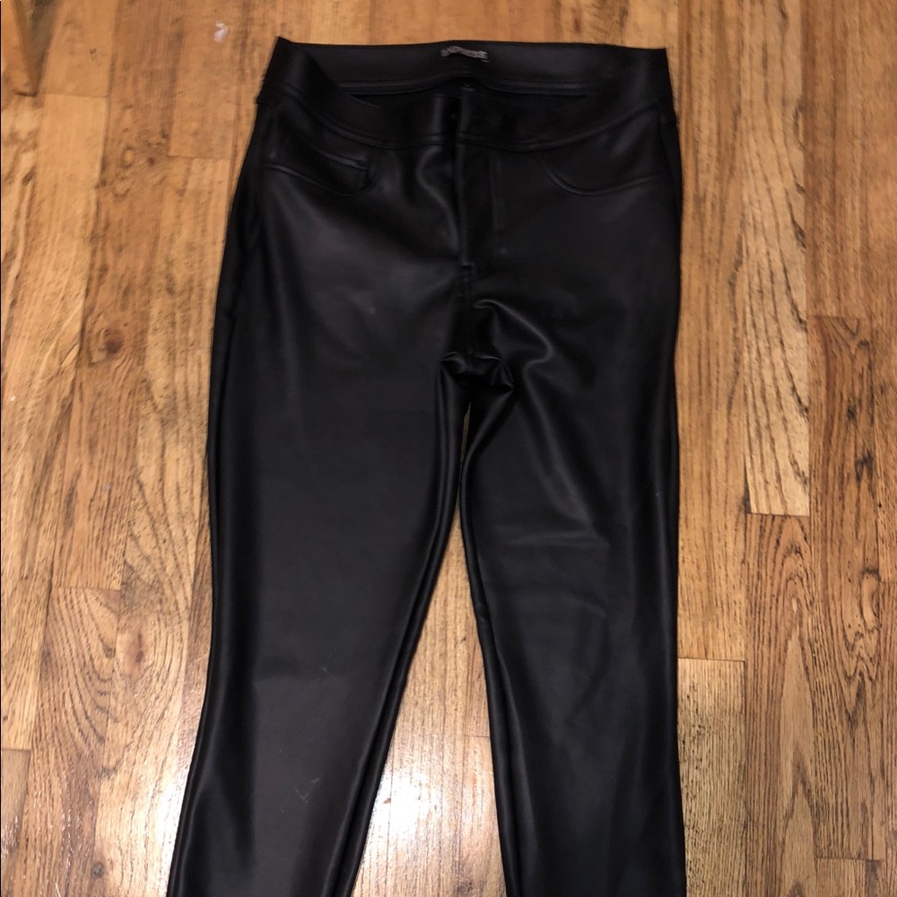 Express minus the leather stretch legging size 8